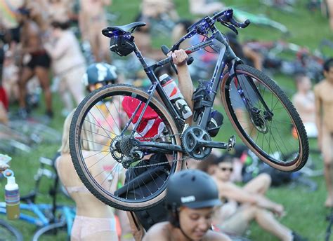 bike week nude|Best (un)Dressed at the 2019 World Naked Bike Ride Portland